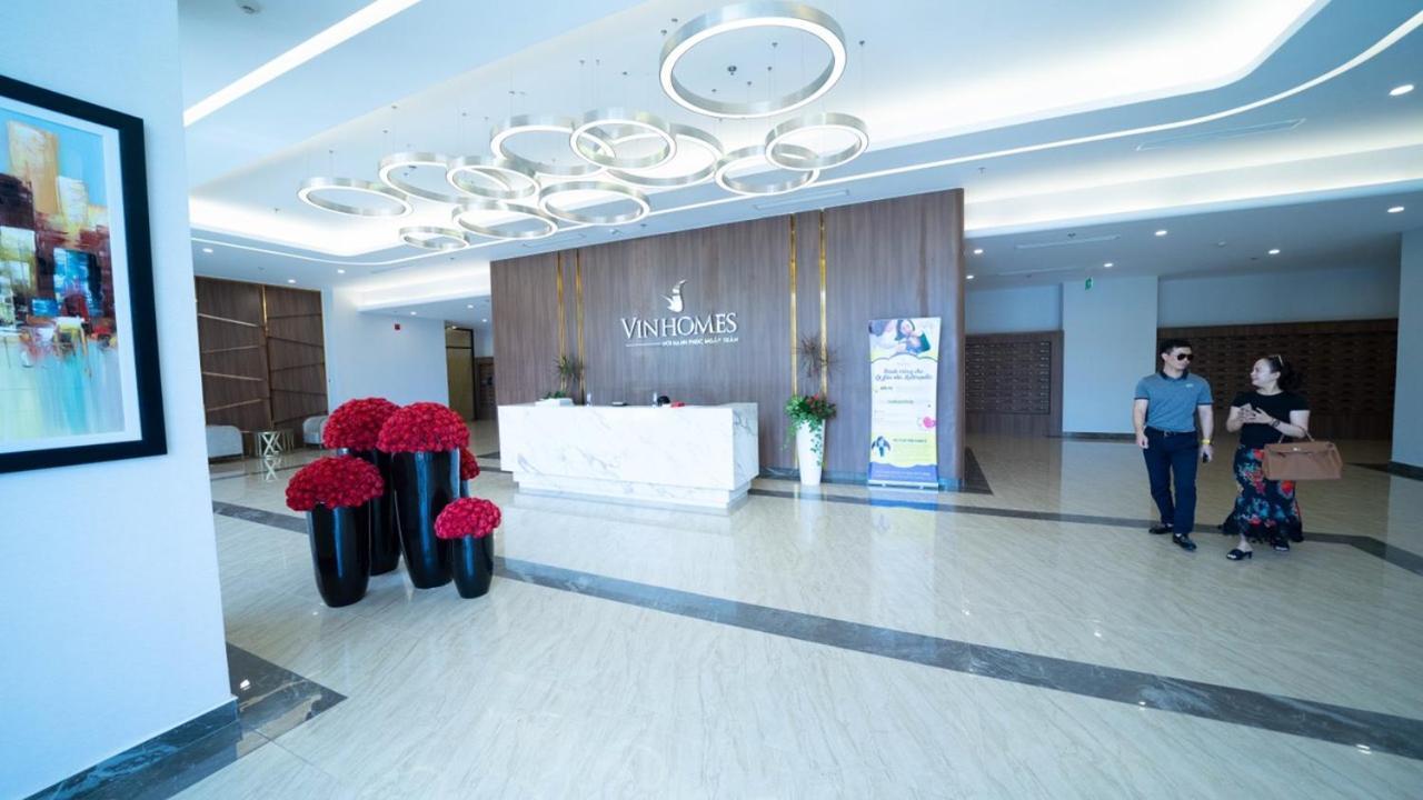 Bom Homes- Vinhomes Metropolis-Service Apartment ハノイ市 エクステリア 写真