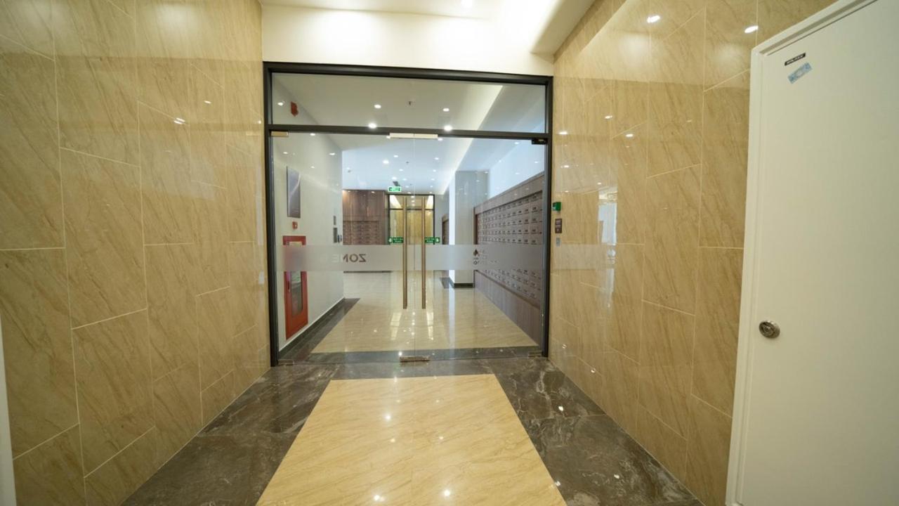 Bom Homes- Vinhomes Metropolis-Service Apartment ハノイ市 エクステリア 写真