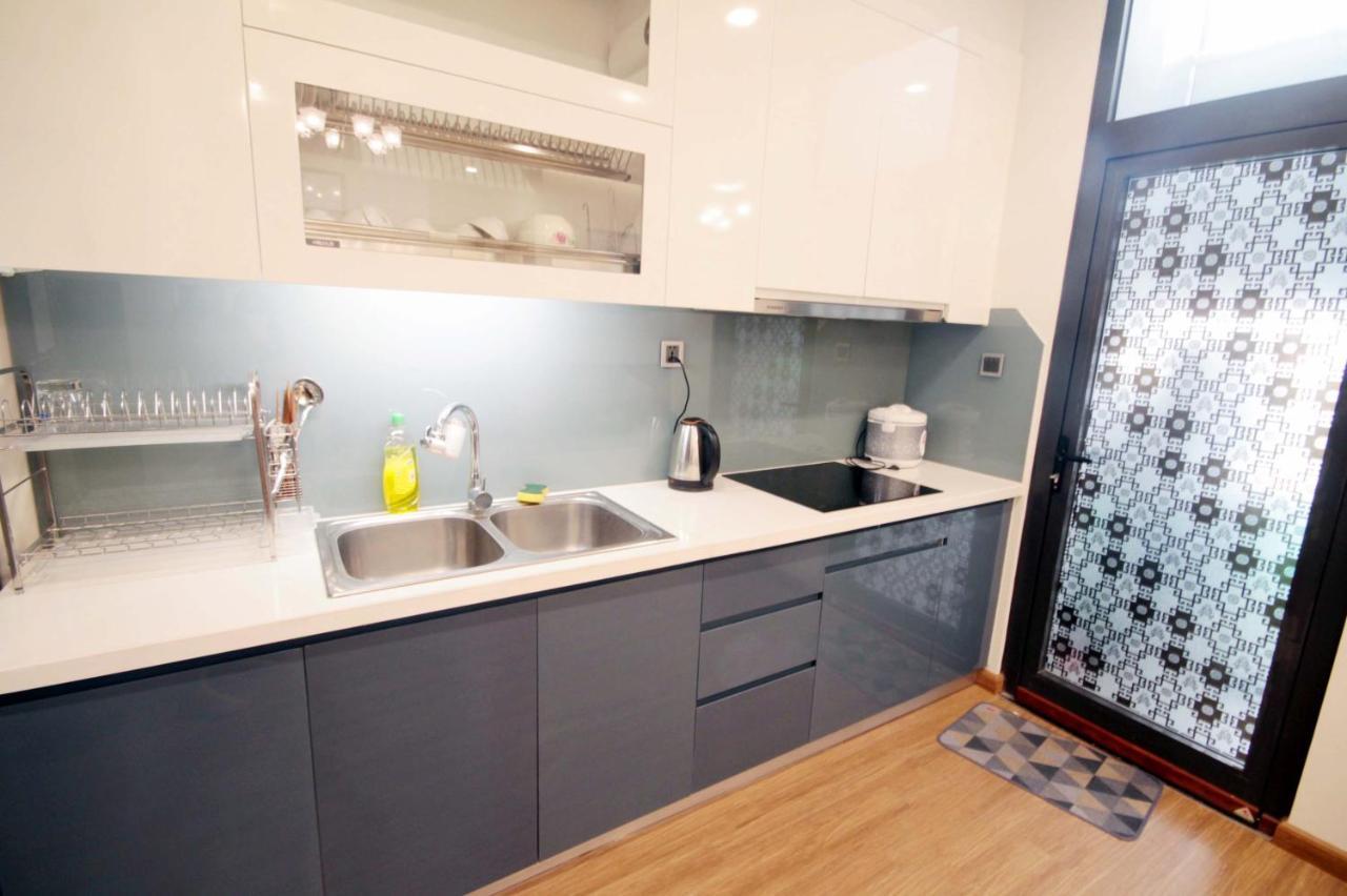 Bom Homes- Vinhomes Metropolis-Service Apartment ハノイ市 エクステリア 写真