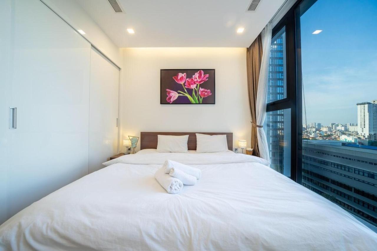Bom Homes- Vinhomes Metropolis-Service Apartment ハノイ市 エクステリア 写真