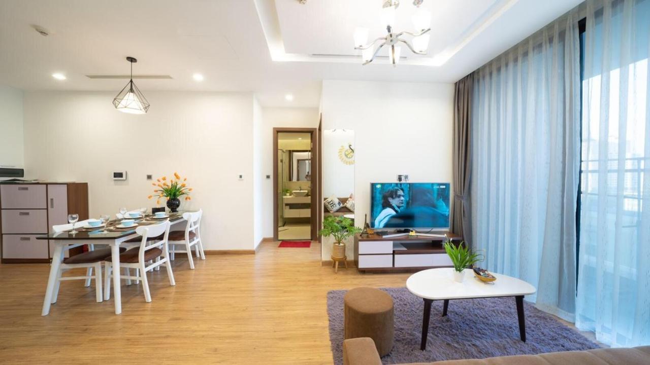 Bom Homes- Vinhomes Metropolis-Service Apartment ハノイ市 エクステリア 写真