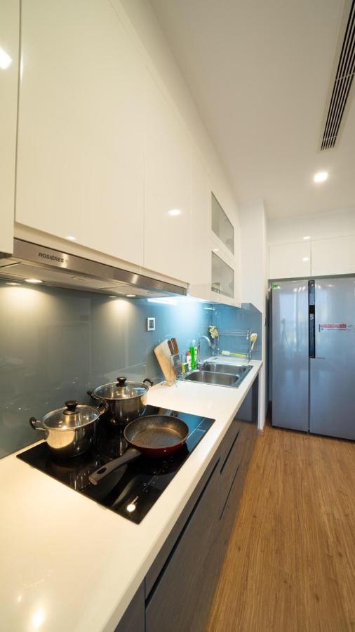 Bom Homes- Vinhomes Metropolis-Service Apartment ハノイ市 エクステリア 写真