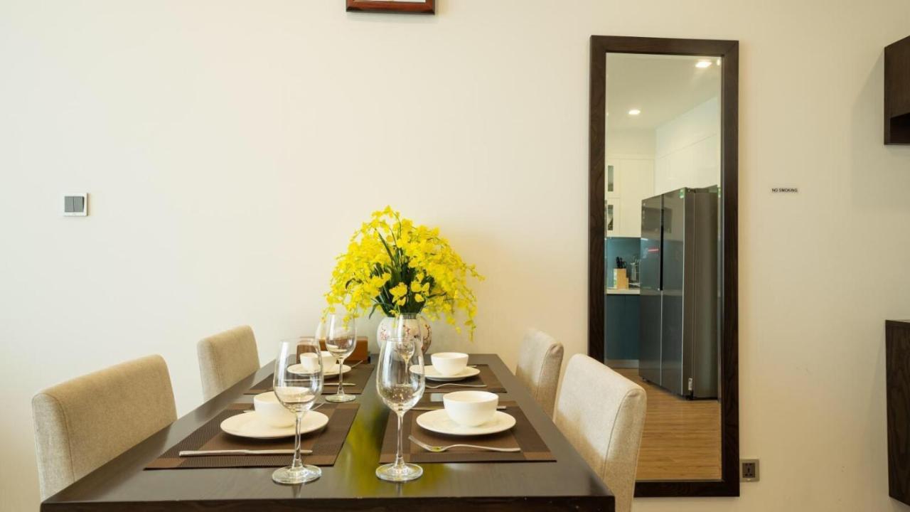 Bom Homes- Vinhomes Metropolis-Service Apartment ハノイ市 エクステリア 写真