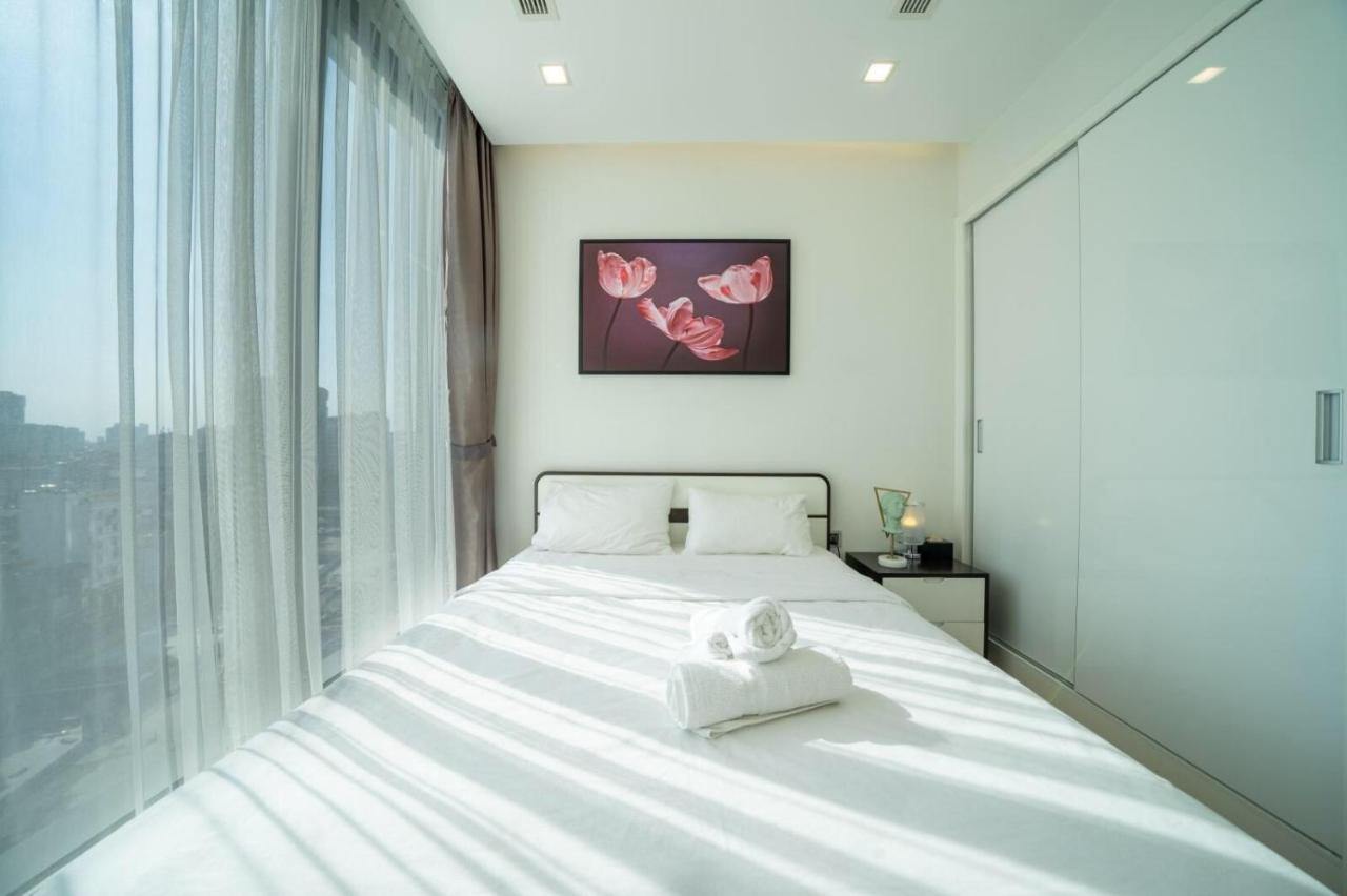 Bom Homes- Vinhomes Metropolis-Service Apartment ハノイ市 エクステリア 写真