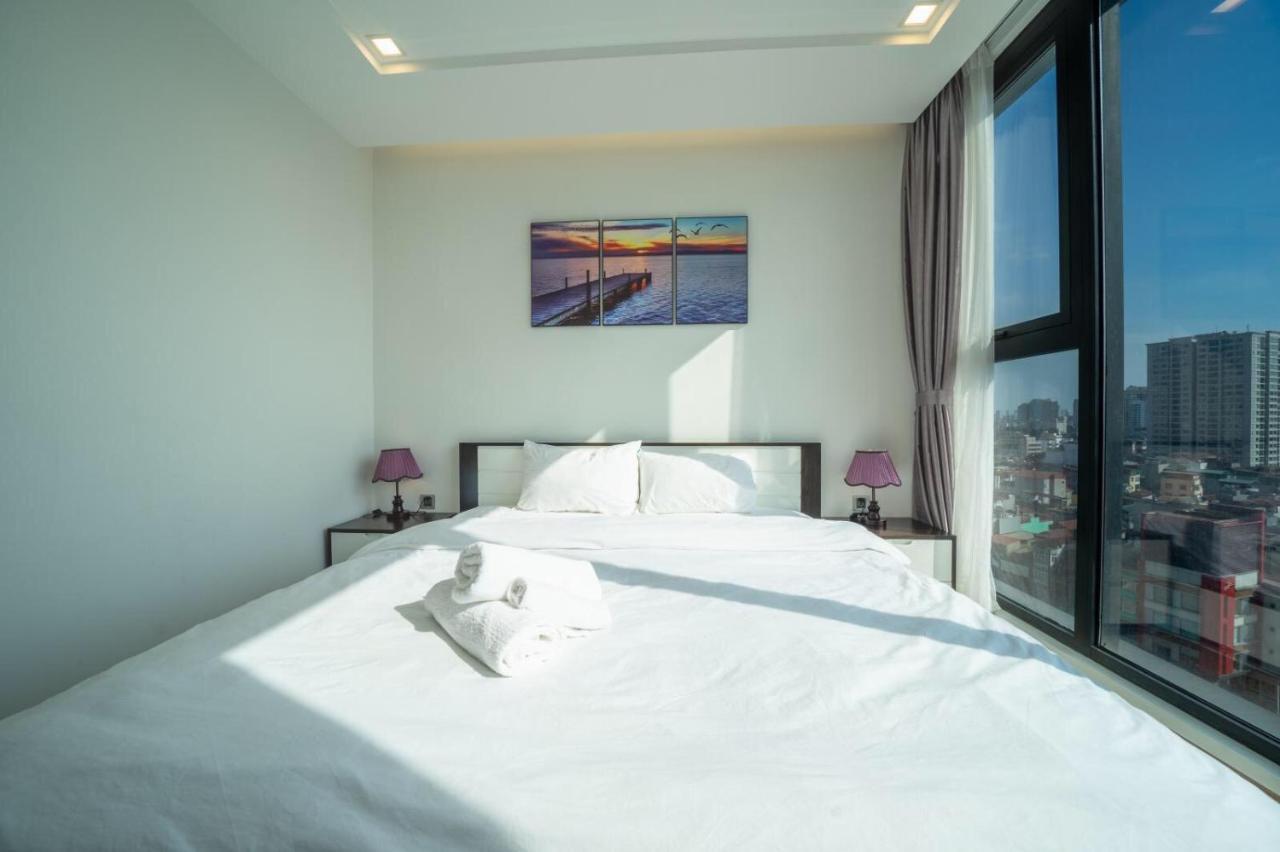 Bom Homes- Vinhomes Metropolis-Service Apartment ハノイ市 エクステリア 写真