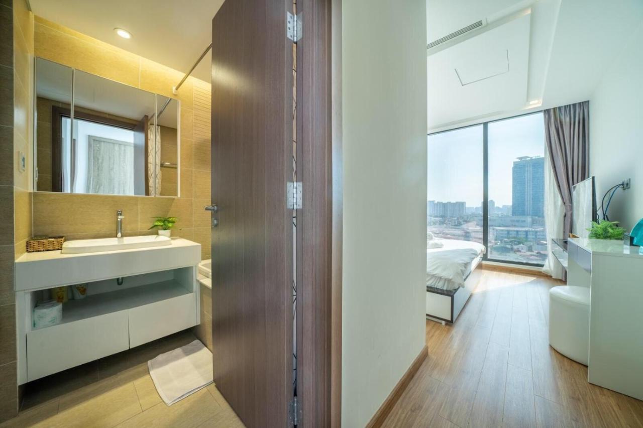 Bom Homes- Vinhomes Metropolis-Service Apartment ハノイ市 エクステリア 写真
